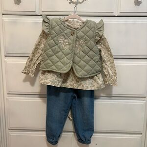 Daisy Fuentes 3-Piece Matching Toddler Girl Set Jeans Top and Green Quilted Vest